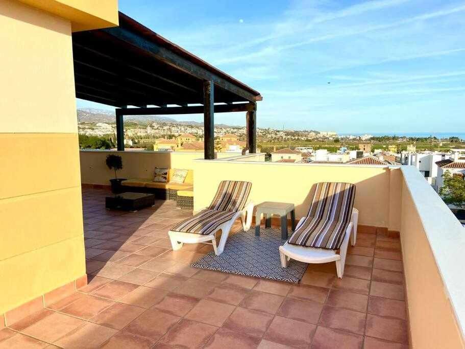 Sea View And Mountains By Solymar Holiday Torre Del Mar Εξωτερικό φωτογραφία